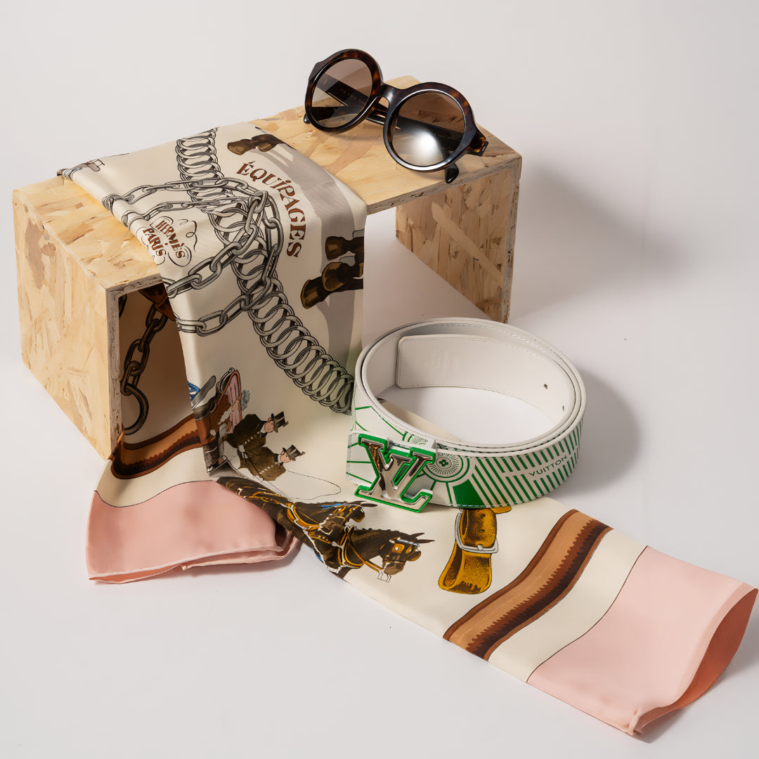 ❤️美品❤️赤字価格‼️早い者勝ち‼️LV❤️二つ折り財布❤️モノグラム❤️ユニセックス Wallets&Goods – LUXLUX