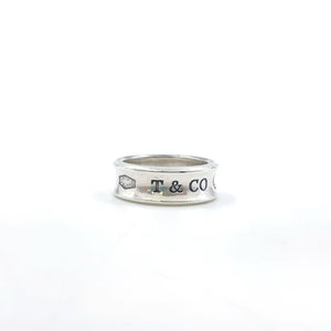 TIFFANY & Co.
