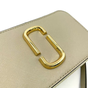 MARC JACOBS