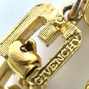 GIVENCHY