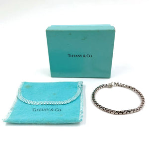 TIFFANY & Co.