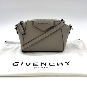 GIVENCHY