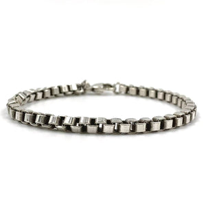 TIFFANY & Co.