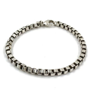 TIFFANY & Co.