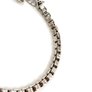 TIFFANY & Co.